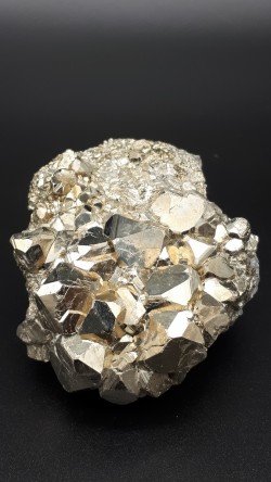 Pyrite brute
