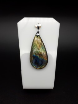 Pendentif labradorite