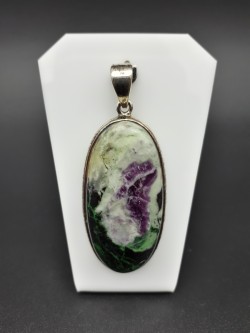 Pendentif kammererite