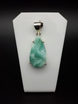 Pendentif larimar vert