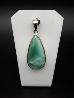 Pendentif larimar vert