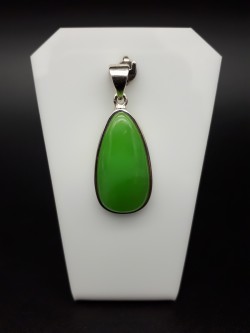 Pendentif hémimorphite verte