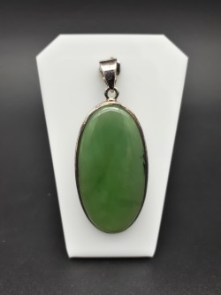 Pendentif jade jadéite