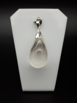 Pendentif cristal de roche