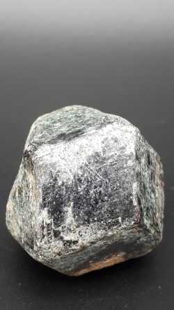 Grenat almandin brut