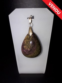 Pendentif obsidienne...