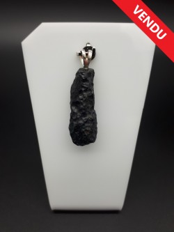 Pendentif tectite