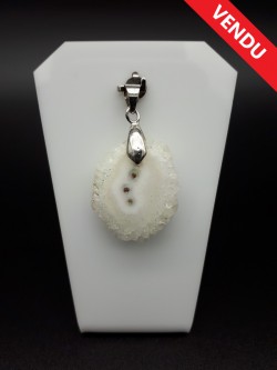 Pendentif tranche de quartz...